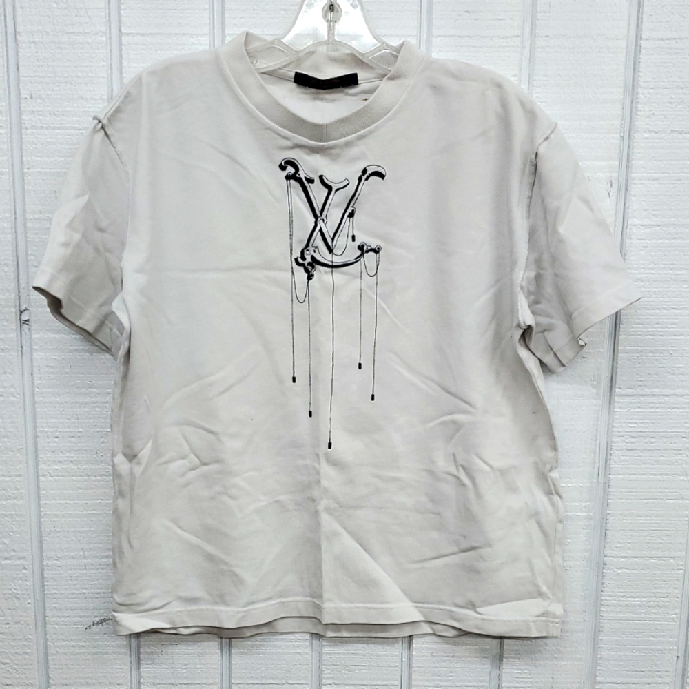 Louis Vuitton white pendant chain cotton tee